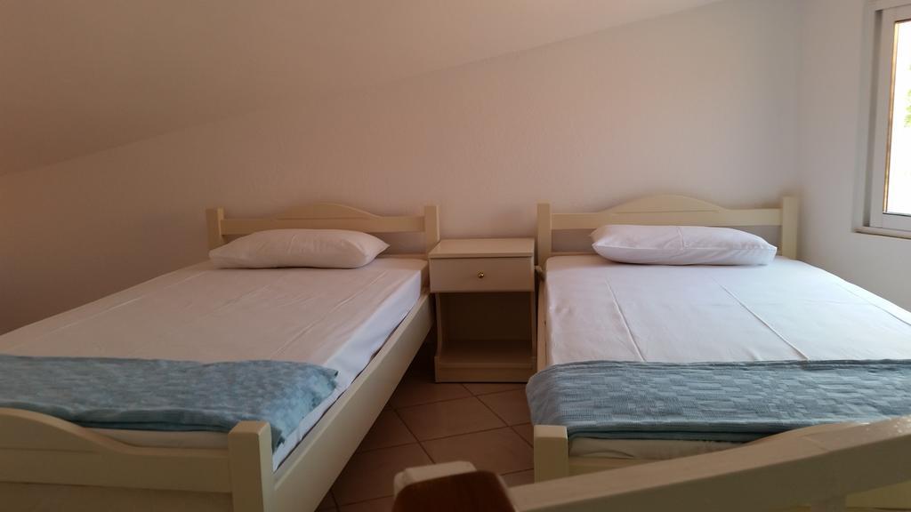 Apartmán Amparoudes Kriopigi Pokoj fotografie